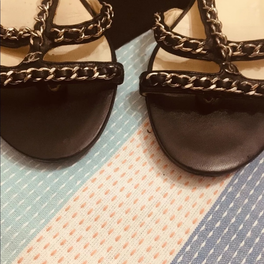 Chanel shoes with new bottoms size 39 - Picture 4 of 11